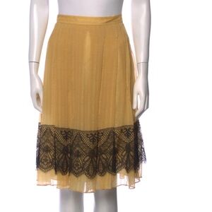 Christian Lacroix 2000's Knee-Length Skirt US 8 FR40 Gold Black